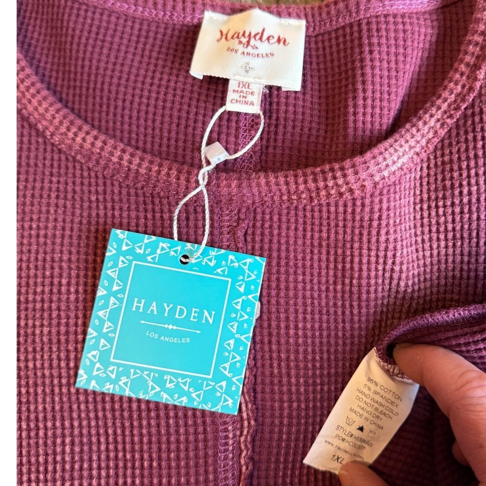 Hayden Los Angeles Waffle Knit Puff Sleeve Thermal Top Size 1X Acid Wash Plum - Picture 4 of 6